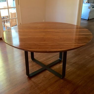 Custom Modern Round Walnut Dining Tablemaneuverworks Pertaining To Trendy Walnut Tove Dining Tables (View 4 of 20)