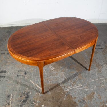 Favorite Mid Century Modern Dining Table Oval Expanding Table Lane Intended For Walnut Tove Dining Tables (View 5 of 20)