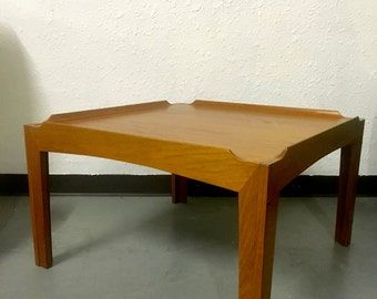 Mid Century Modern Large Drop Leaf Table With Inside Most Recent Drop Leaf Tables With Hairpin Legs (View 11 of 20)