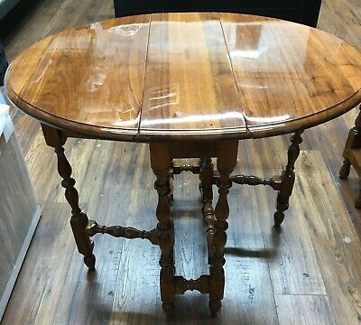 Used Antique English Gate Leg Round Dining Table Solid Within Preferred Vintage Brown Round Dining Tables (View 17 of 20)