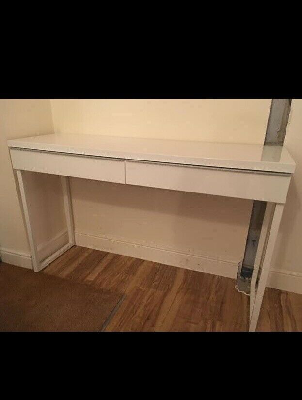 Gloss White Console Table With 2 Drawers | In Tetbury For Geometric White Console Tables (Photo 17 of 20)