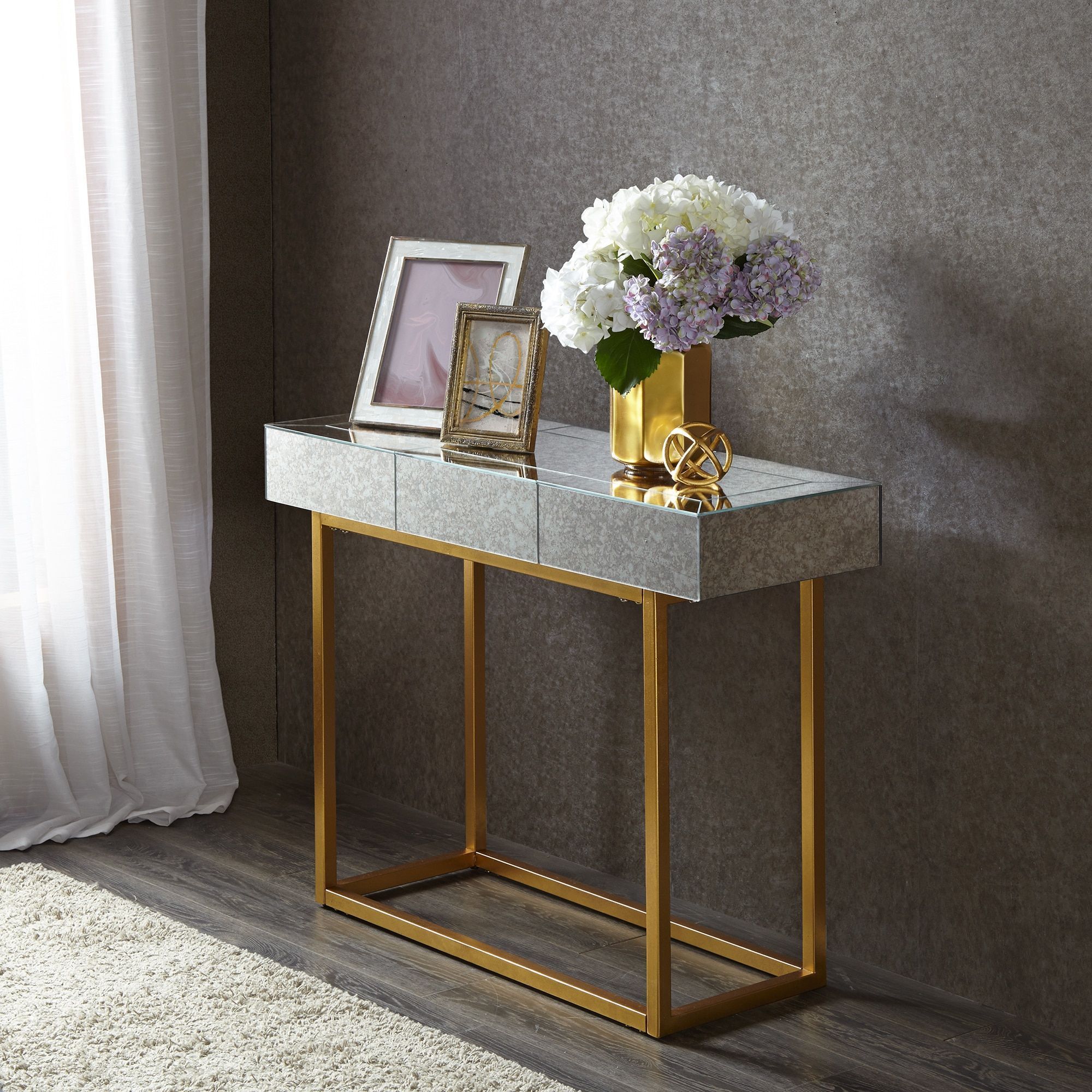 Madison Park Glam Willa Mirror/ Gold Console Table | Sofa Throughout Gold And Clear Acrylic Console Tables (View 6 of 20)