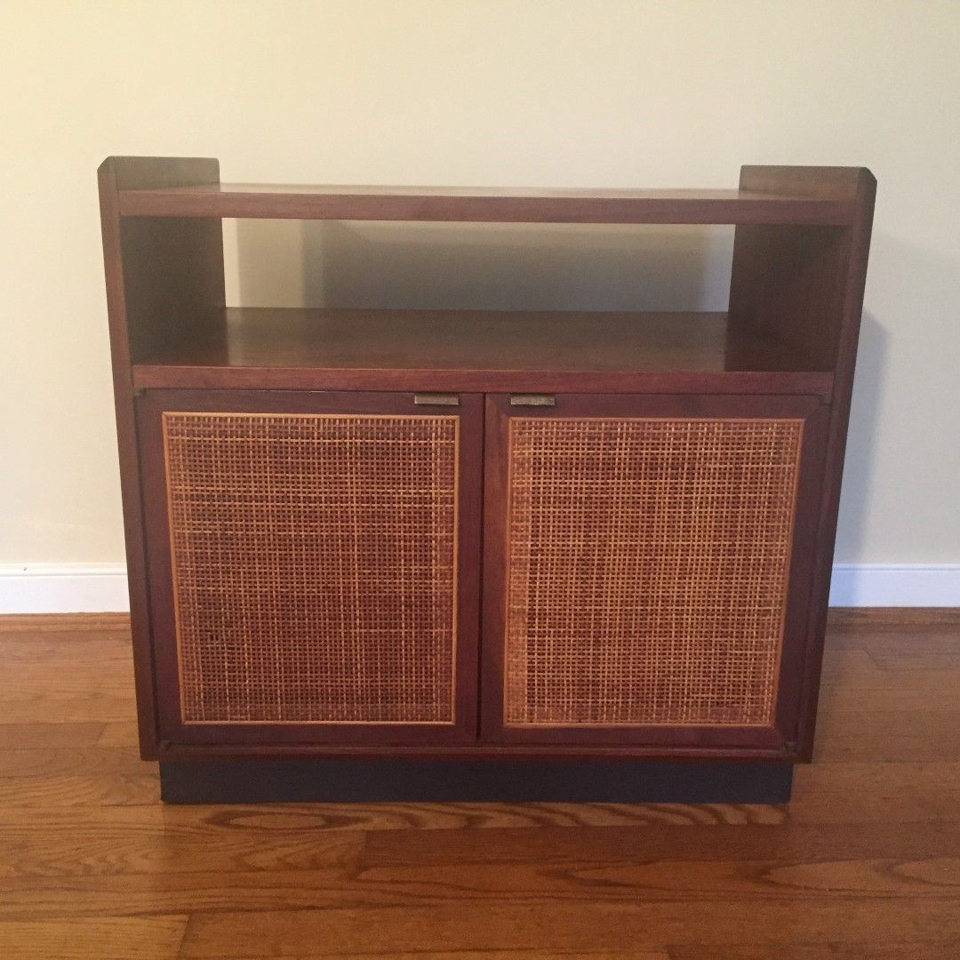 Mid Century Modern Walnut Turntable & Record Storage In Walnut Wood Storage Trunk Console Tables (Photo 8 of 20)