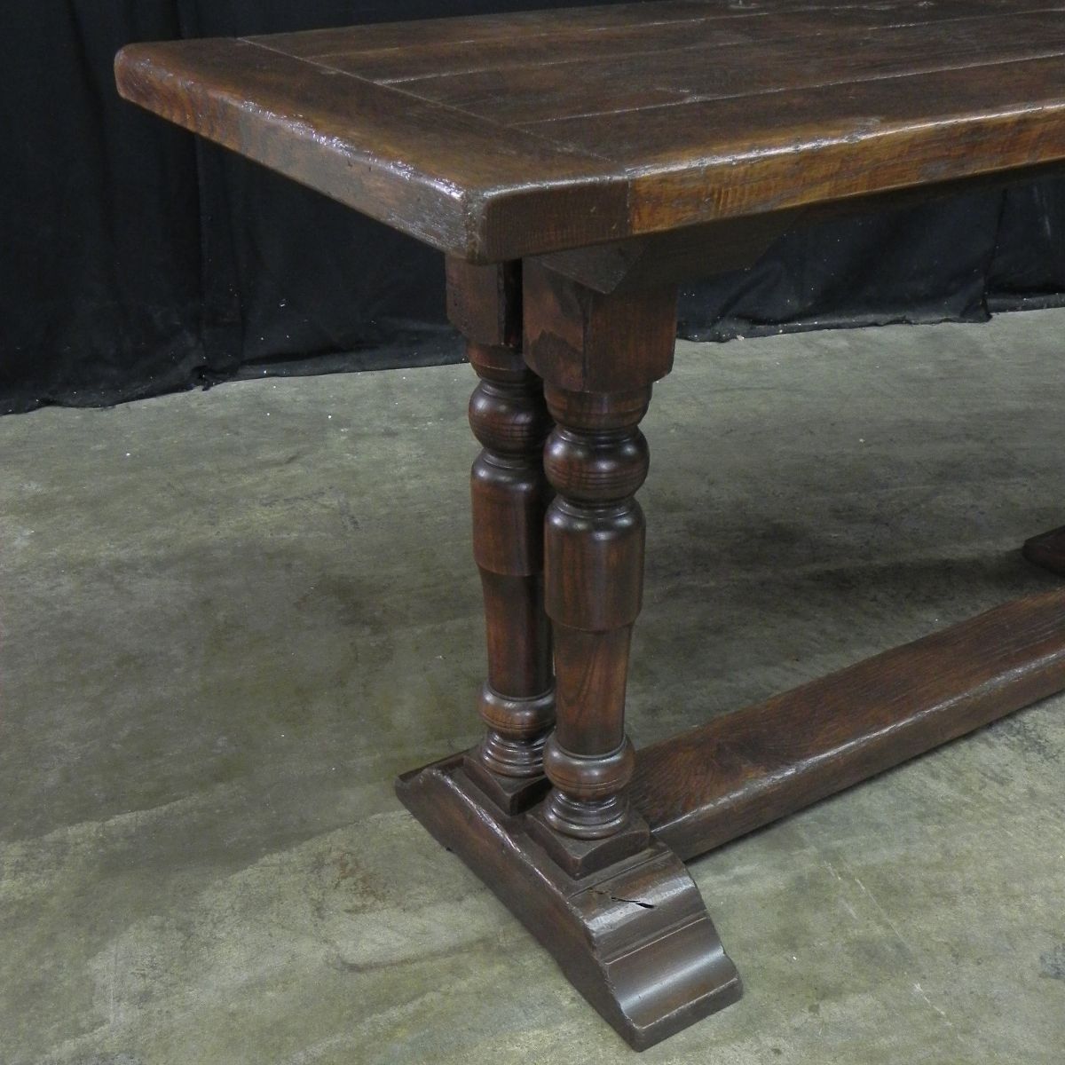 Rustic Oak Finish Turned Double Leg Sofa Table With Metal Legs And Oak Top Round Console Tables (View 11 of 20)