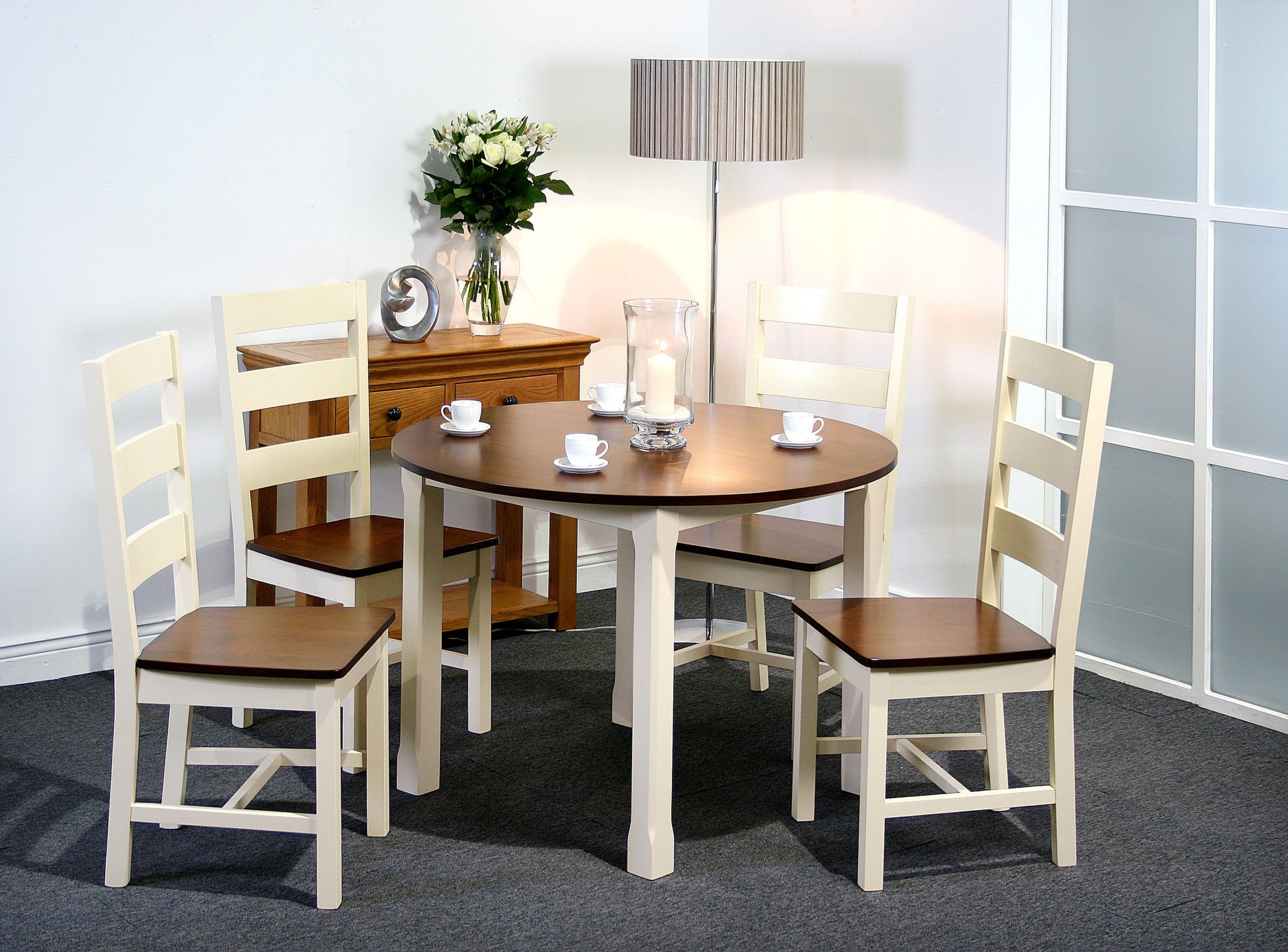 Turin Round Dining Table | Mattressshop (View 18 of 20)