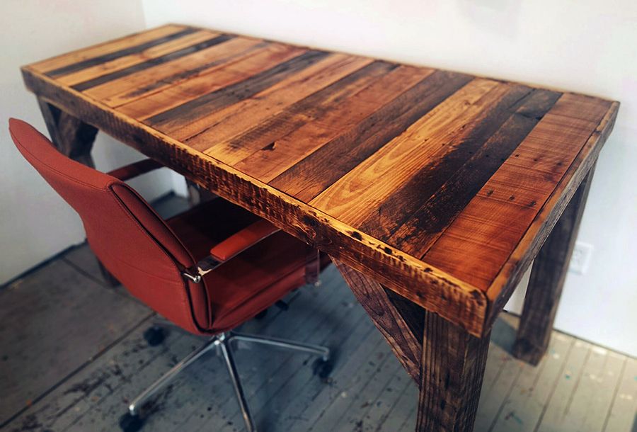 33 Stunning Reclaimed Wood Desks Intended For Reclaimed Barnwood Wood Writing Desks (Photo 5 of 15)