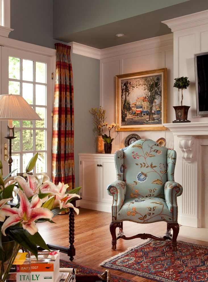 Classic Comfort – Traditional – Family Room – Philadelphia  Diane In Burgoyne Vanity Mirrors (View 2 of 15)