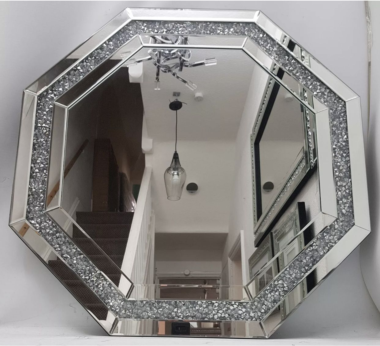 Featured Photo of 2024 Popular Traditional Frameless Diamond Wall Mirrors