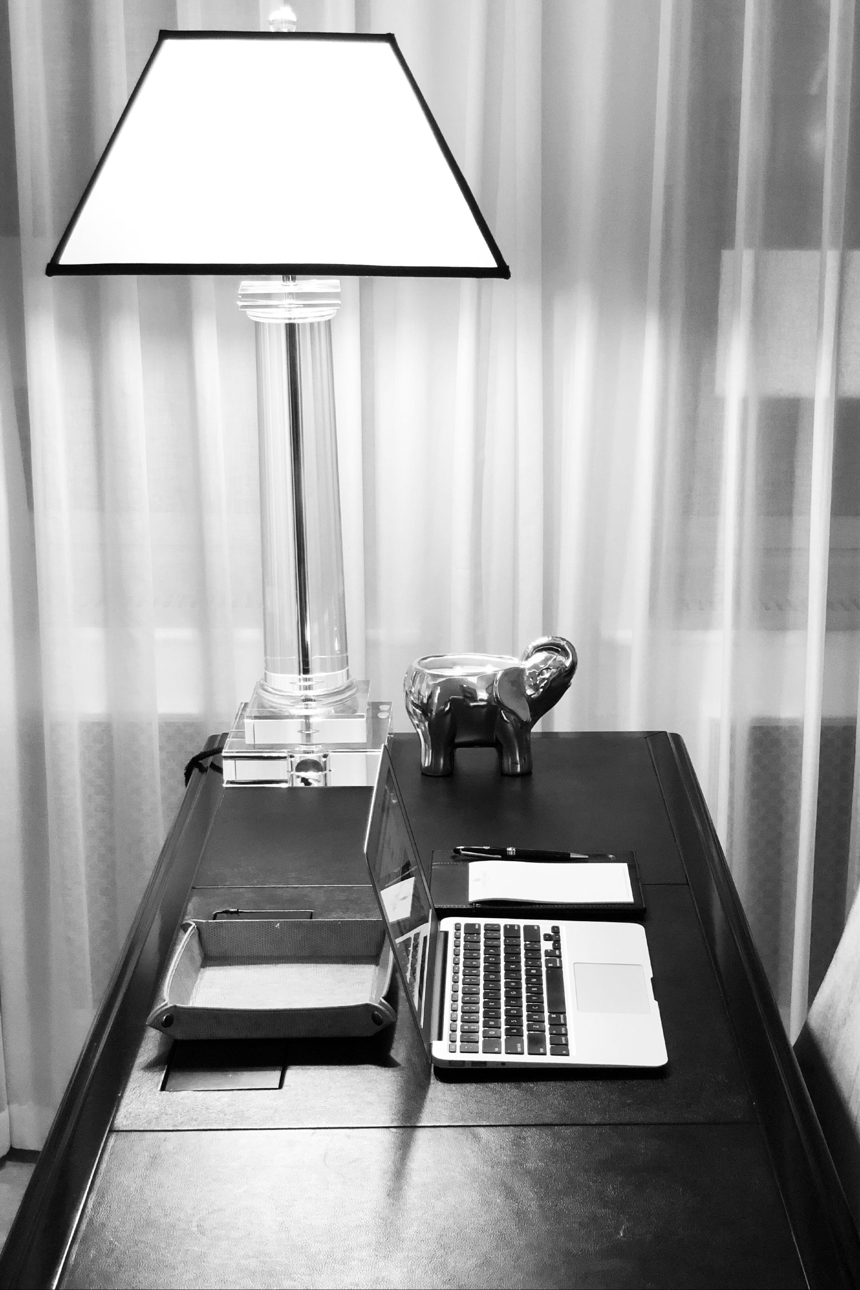 Home Office, Uncluttered Lifestyle (View 12 of 15)