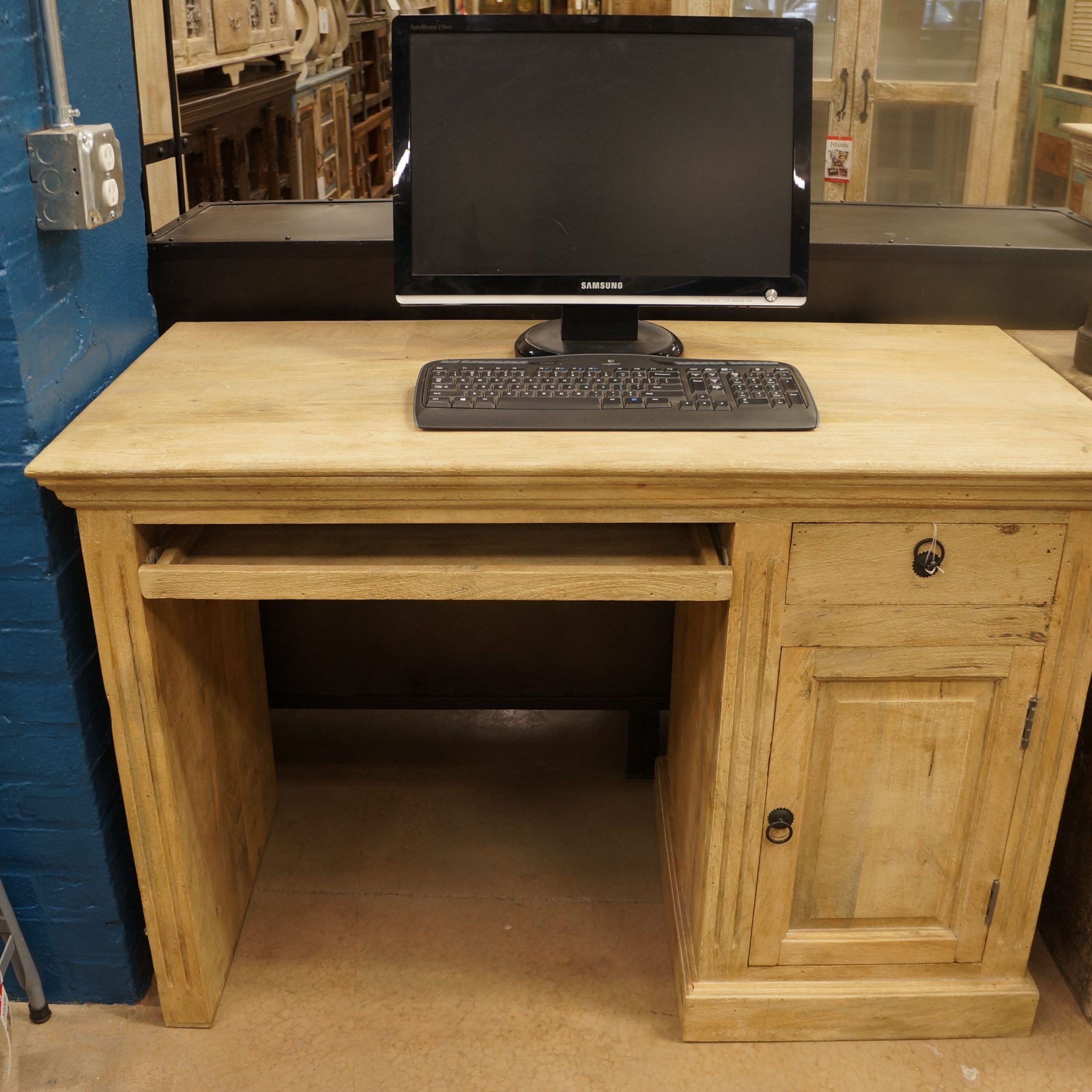 Natural, Un Messed With, Solid, Wood Desk! For Home Or Office! Young Or With Regard To Natural Wood And White Metal Office Desks (View 11 of 15)
