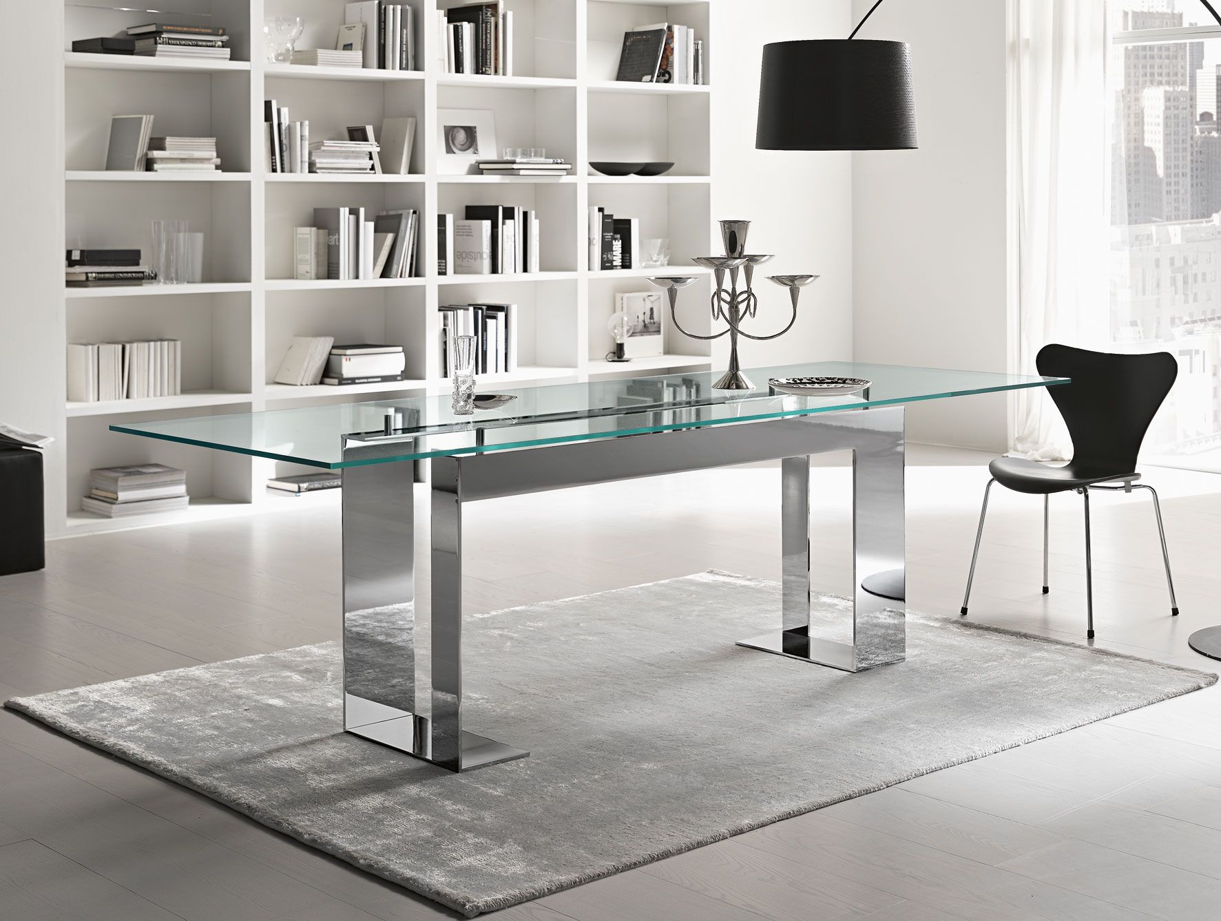 Nella Vetrina Tonelli Miles Contemporary Italian Glass Dining Table For Large Frosted Glass Aluminum Desks (Photo 4 of 15)