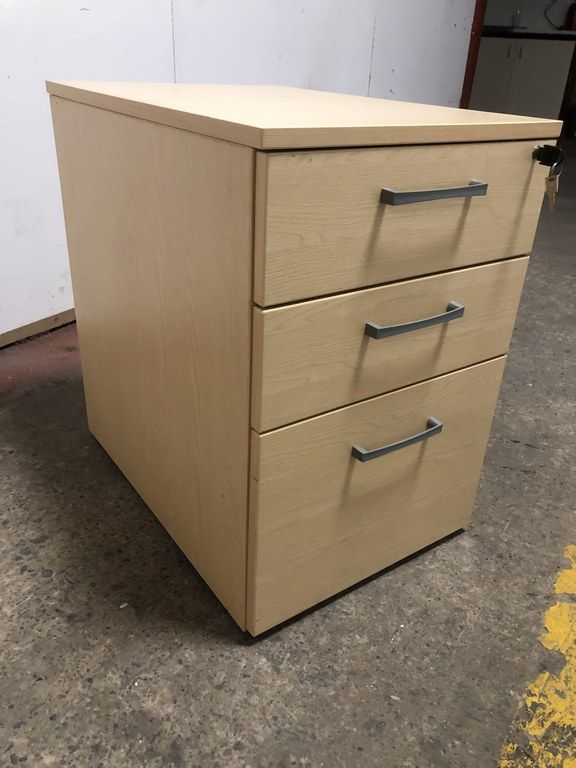 Oak 3 Drawer Under Desk Pedestal – Surplus Office Supplies Regarding Burnished Oak 3 Drawer Desks (Photo 15 of 15)