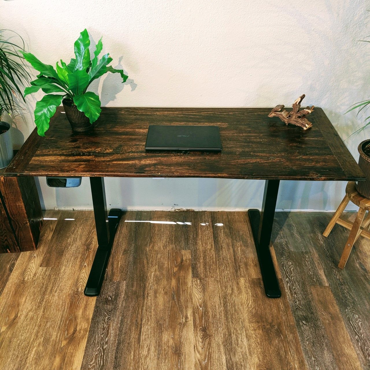 Reclaimed Wood Standing Desk – Reclaimed Wood San Diego With Reclaimed Barnwood Wood Writing Desks (View 9 of 15)