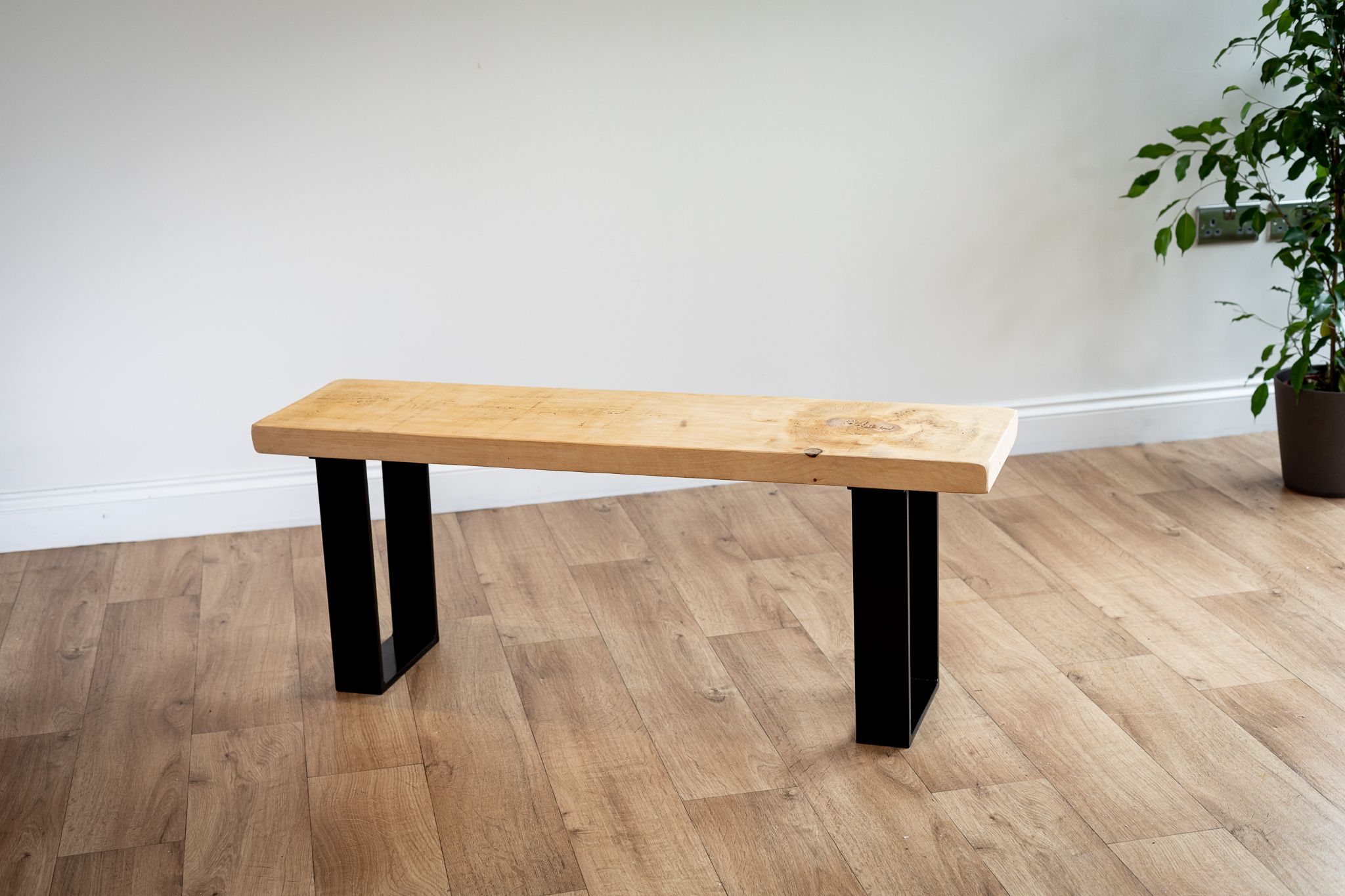 Rustic Wood Top Bench, With Black Metal Flat Bar Frame | Fabulous With Matte Black Metal Desks (View 10 of 15)