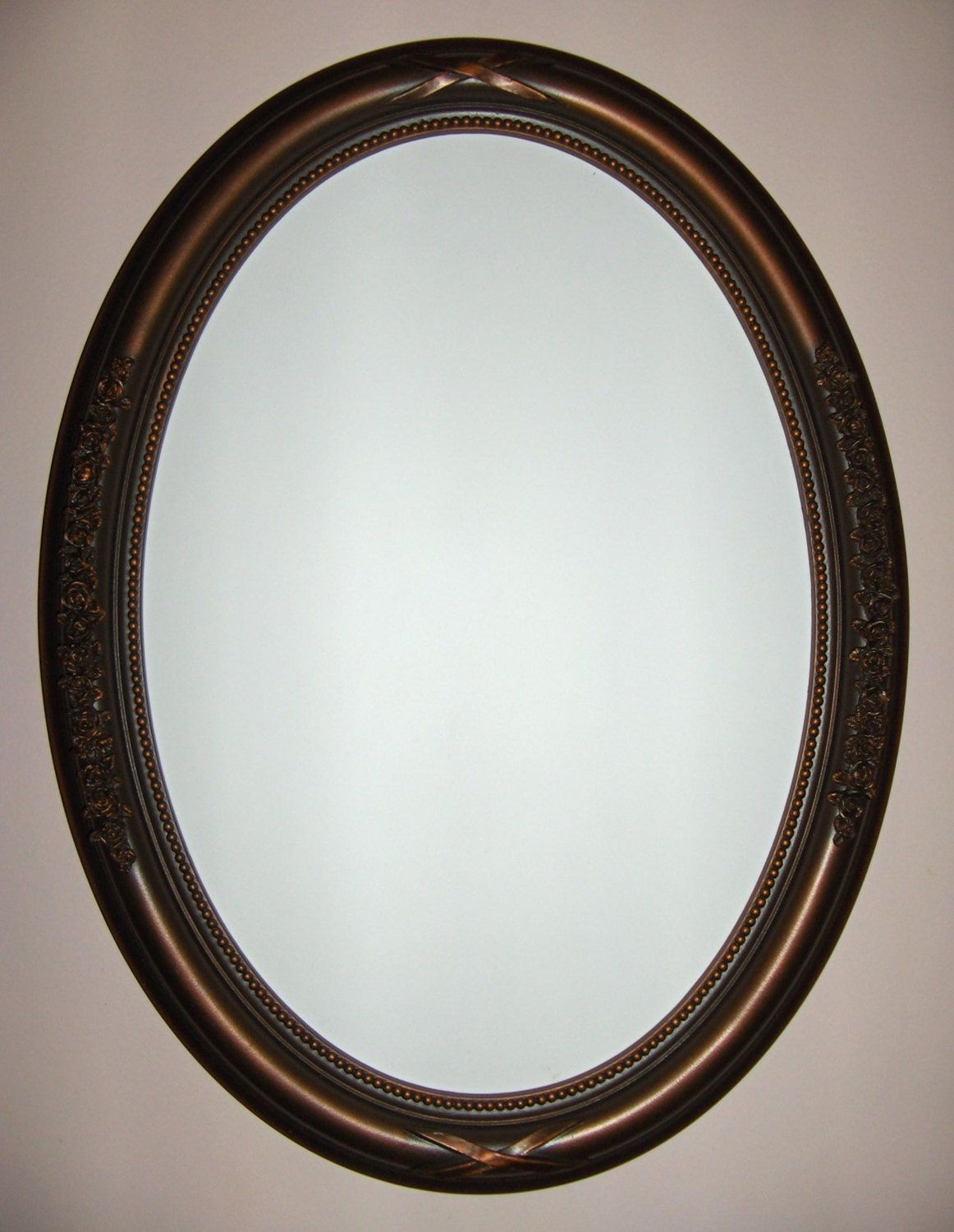 Oval Mirror With Oil Rubbed Bronze Color Frame (View 13 of 15)