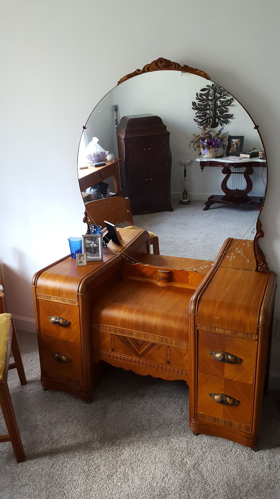 Vanity | My Antique Furniture Collection Regarding Round Staggered Nail Head Mirrors (View 12 of 15)