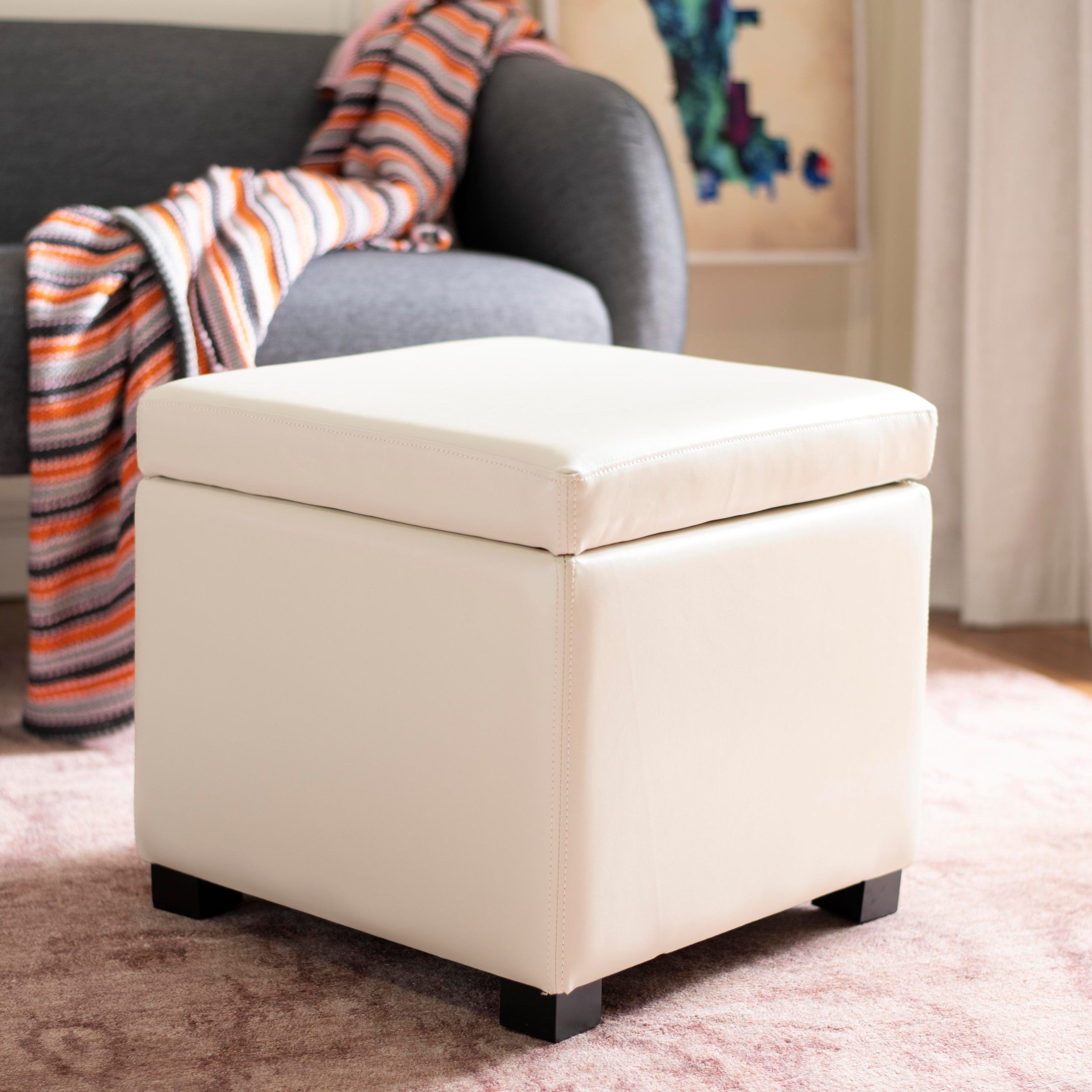 Safavieh Jonathan Storage Off White Flip Top Ottoman – On Sale – Overstock  – 4233189 Within Off White Ottomans (View 4 of 15)