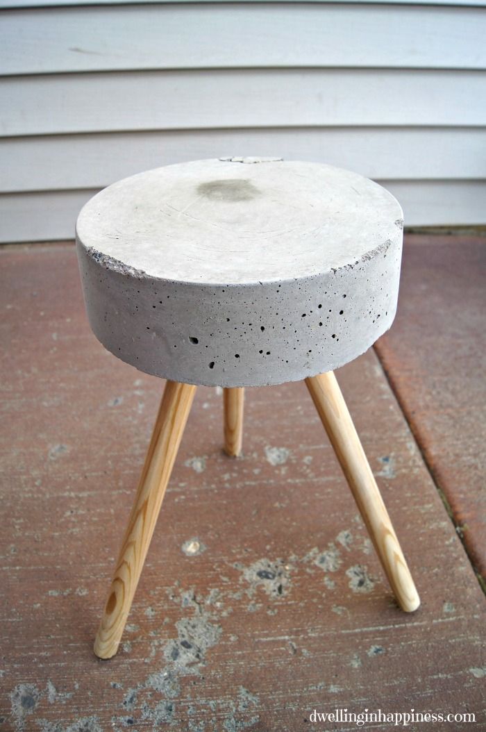 $5 Diy Concrete Plant Stand – Dwelling In Happiness Inside Cement Plant Stands (View 11 of 15)
