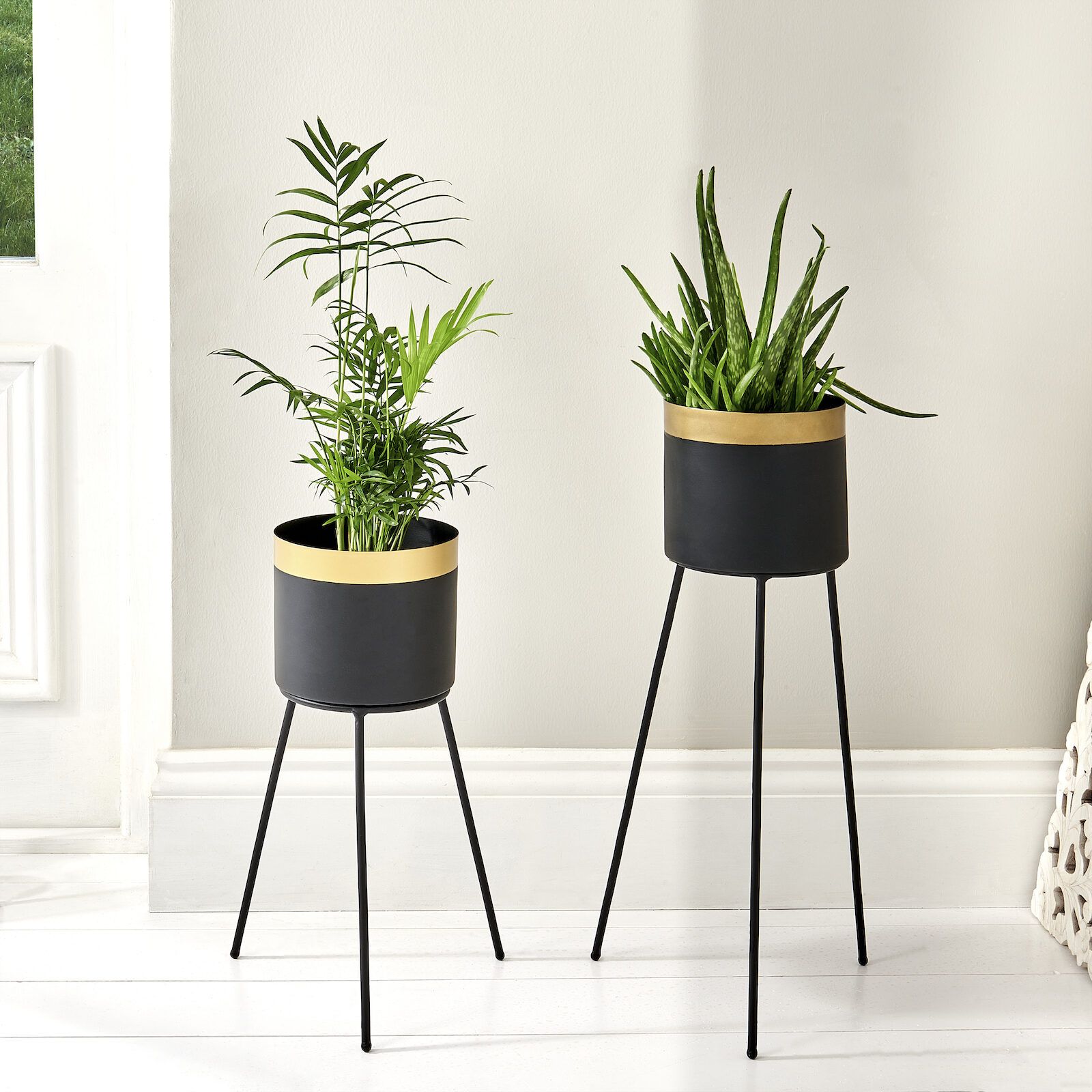 Black Plant Stand Indoor – Two Sizes – Zaza Homes Inside Black Plant Stands (View 2 of 15)