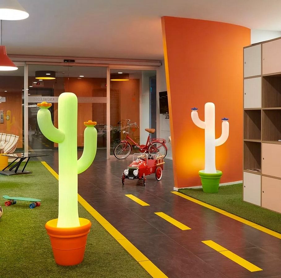 Floor Lamp In The Shape Of A Cactus | Idfdesign Intended For Cactus Floor Lamps (View 8 of 15)