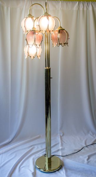 Pink Flower Floor Lamp | Vinterior Regarding Flower Floor Lamps (View 15 of 15)