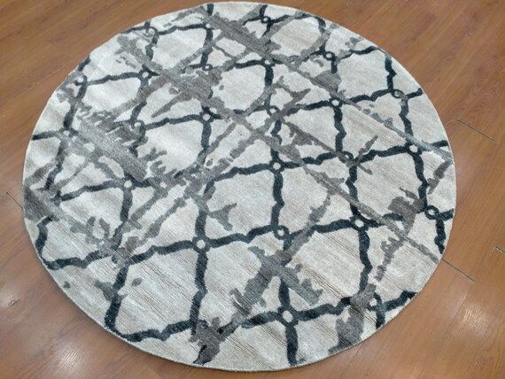 5'x5' Round Rug Modern Luxury Hand Knotted Bamboo – Etsy Within Gray Bamboo Round Rugs (View 3 of 15)