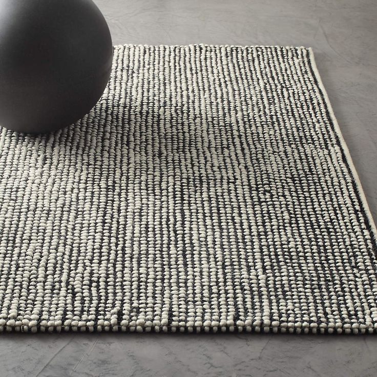 Hand Knitted Chunky Wool Indoor Area Rug – Etsy | Patterned Jute Rugs,  White Rug, Modern Area Rugs Throughout Modern Indoor Rugs (View 13 of 15)