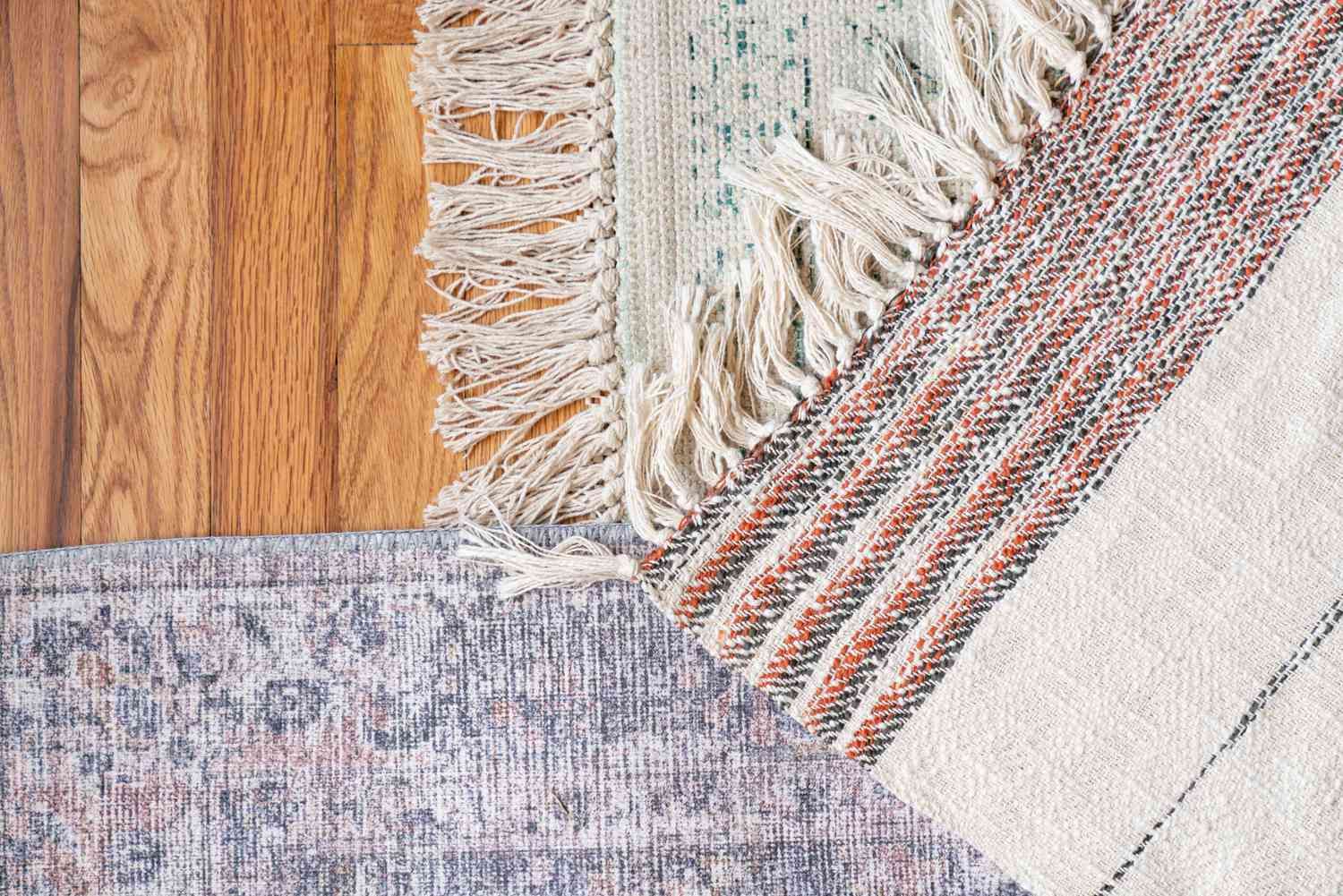 Hand Knotted Vs Hand Tufted Rugs: What's The Difference? Pertaining To Hand Knotted Rugs (Photo 1 of 15)