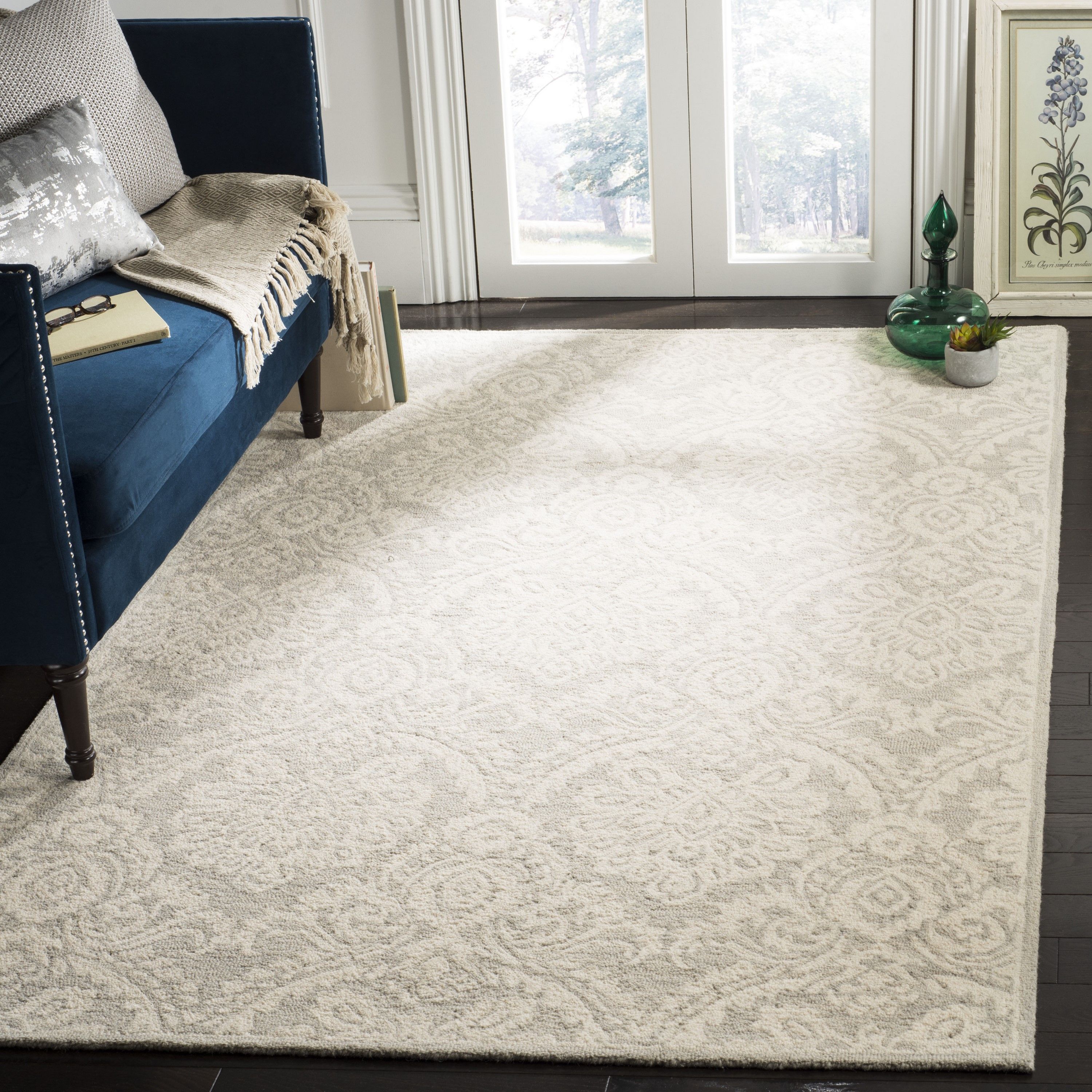 Safavieh Blossom Littie 5 X 8 Wool Silver/ivory Indoor Damask Area Rug In  The Rugs Department At Lowes In Ivory Blossom Rugs (View 10 of 15)