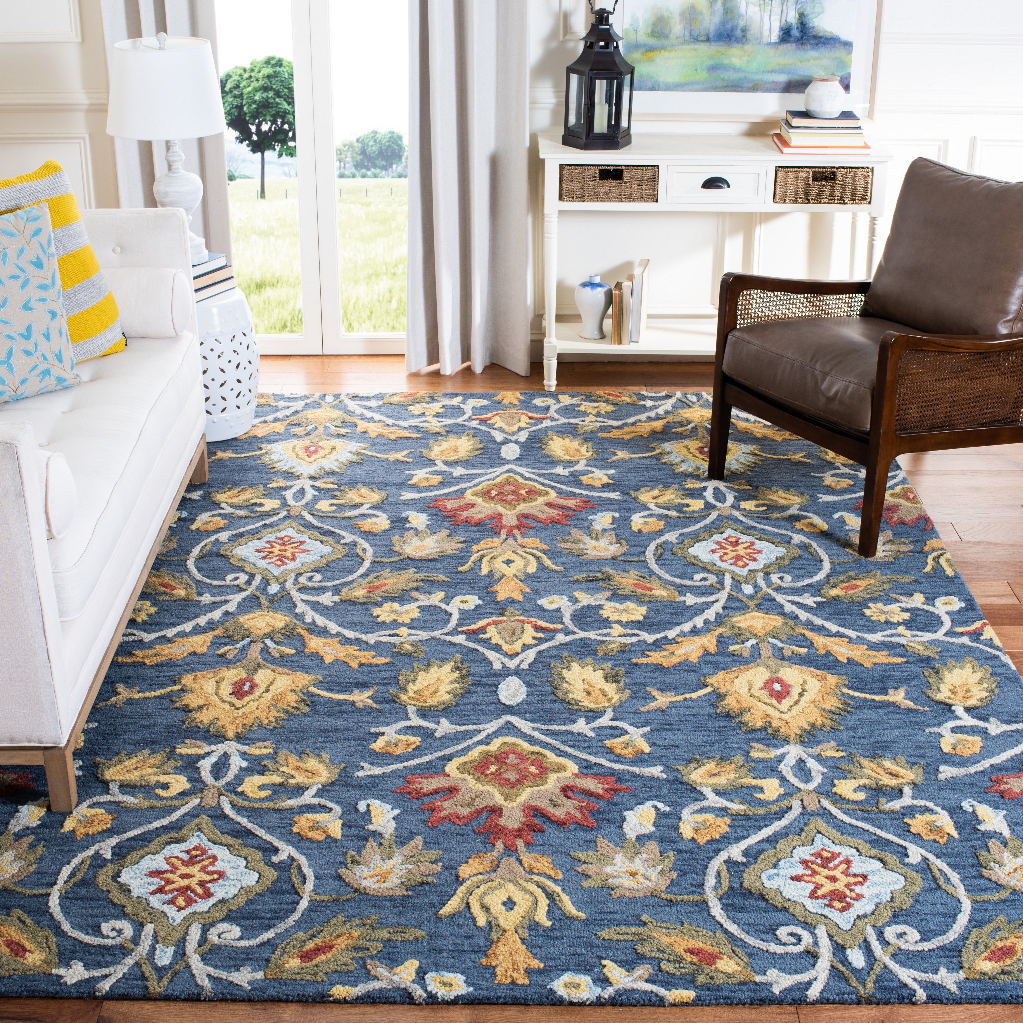 Safavieh Fiorello Handmade Blossom French Country Wool Area Rug – On Sale –  Overstock – 11040997 Pertaining To Blossom Oval Rugs (View 10 of 15)