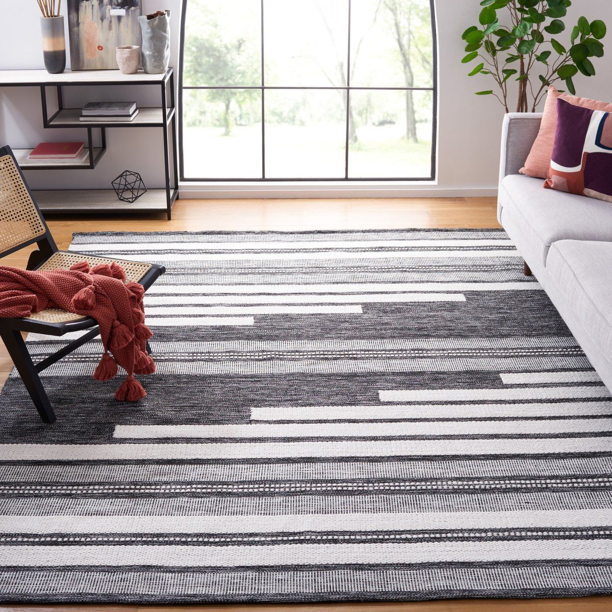 Safavieh Kilim Klm 448 Bohemian Area Rugs | Rugs Direct Throughout Ivory Black Rugs (View 12 of 15)