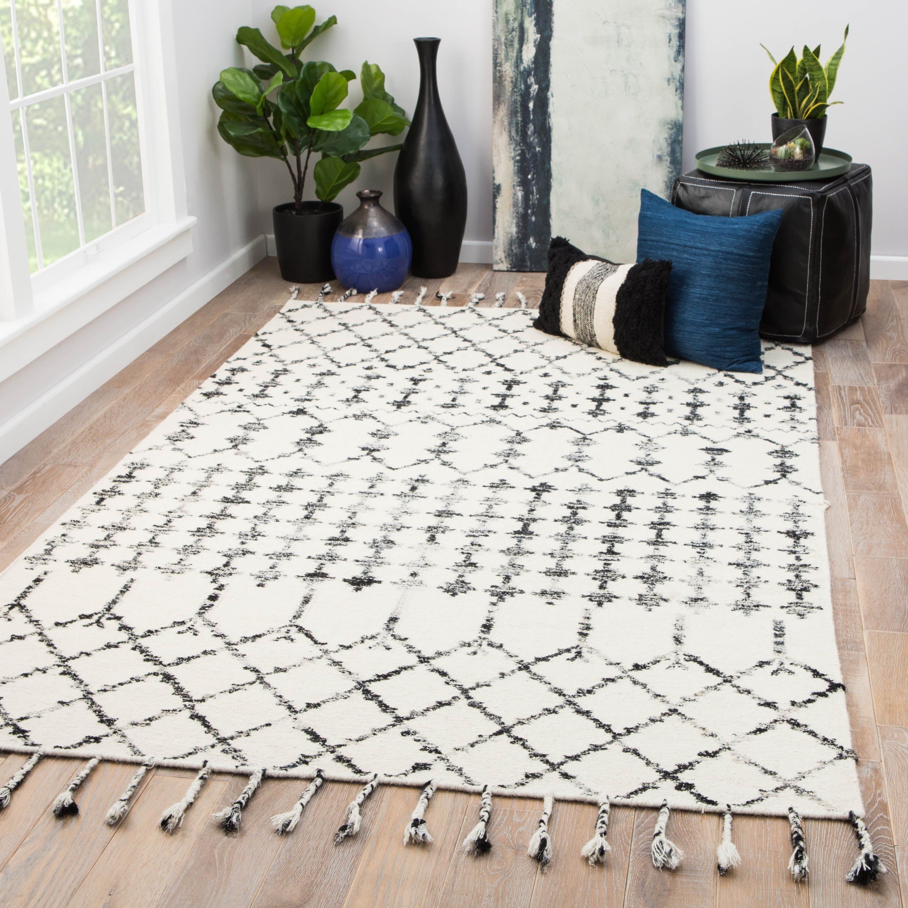 Featured Photo of 15 Collection of Ivory and Black Rugs