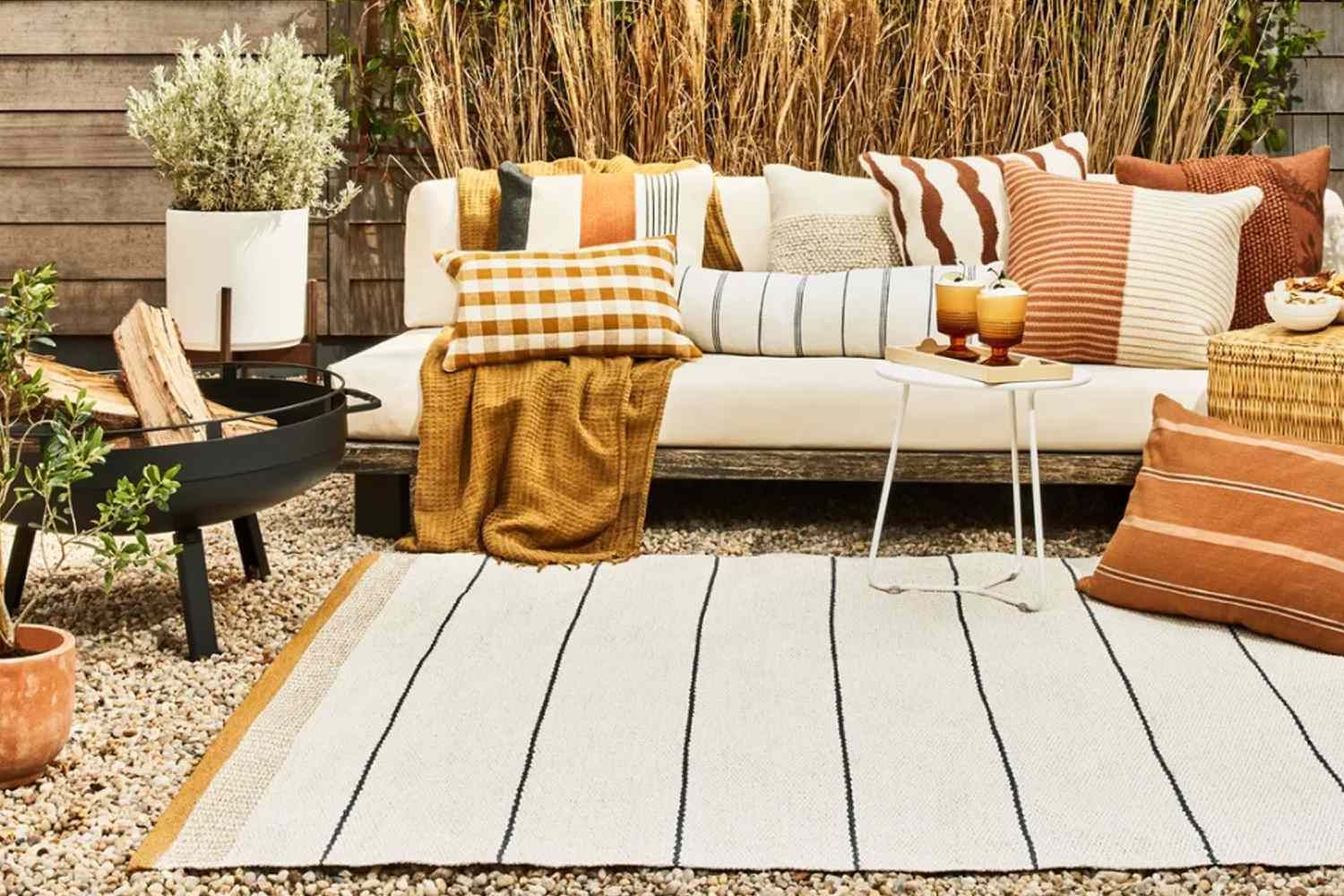 The 12 Best Outdoor Rugs Of 2023, According To Experts With Regard To Outdoor Rugs (Photo 4 of 15)