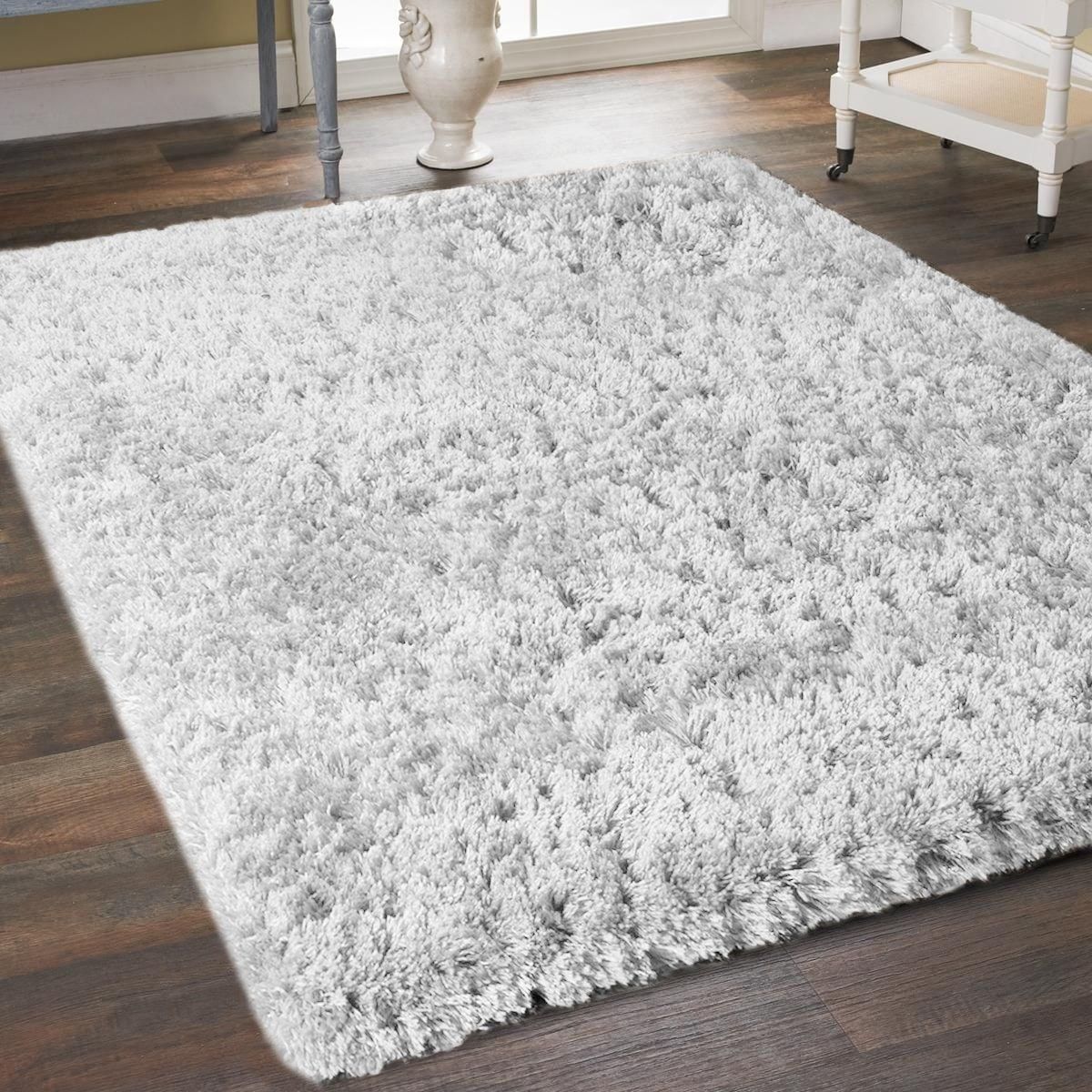 White Microfiber Soft Thick Plush Cozy Shaggy Shag Area Rug – On Sale –  Overstock – 28443312 Within White Soft Rugs (View 3 of 15)