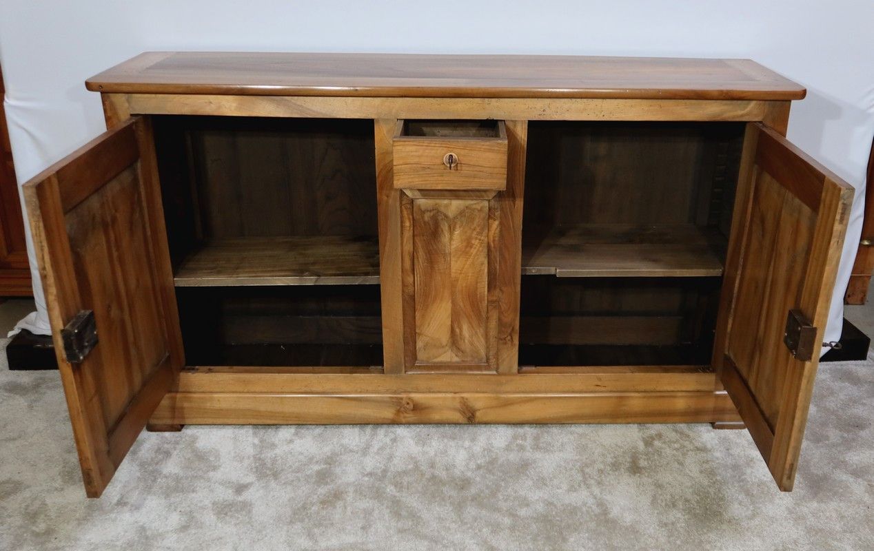 Walnut Paneling Sideboard – Late 19th Century – | Antikeo For Most Popular Antique Storage Sideboards With Doors (View 13 of 15)