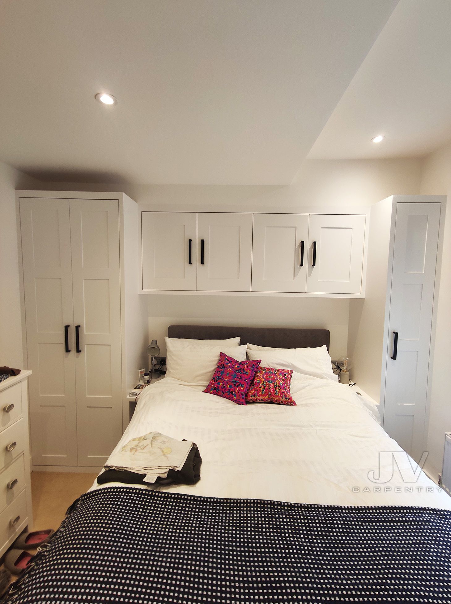 12 Fitted Wardrobes Over Bed Ideas For Your Bedroom | Jv Carpentry Pertaining To Over Bed Wardrobes Sets (View 5 of 15)