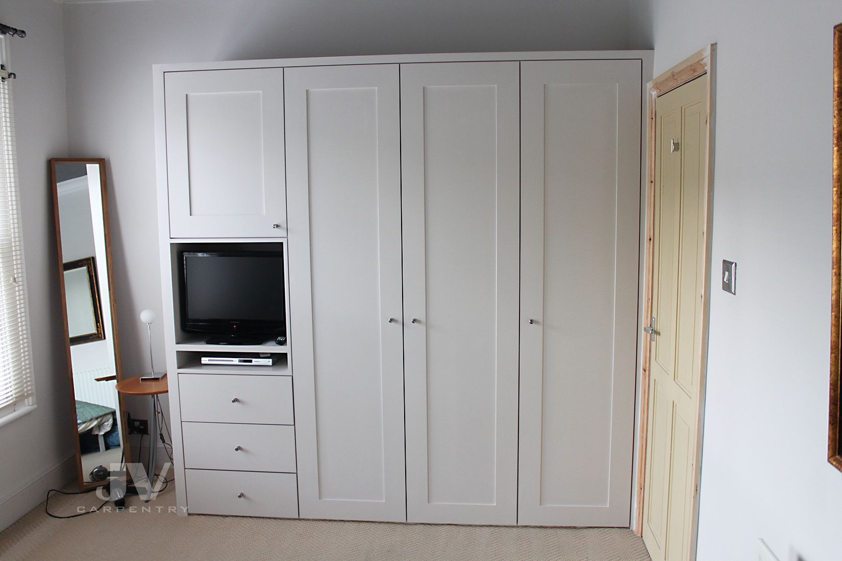 14 Fitted Wardrobe Ideas For A Small Bedroom | Jv Carpentry With Small Wardrobes (Photo 11 of 14)