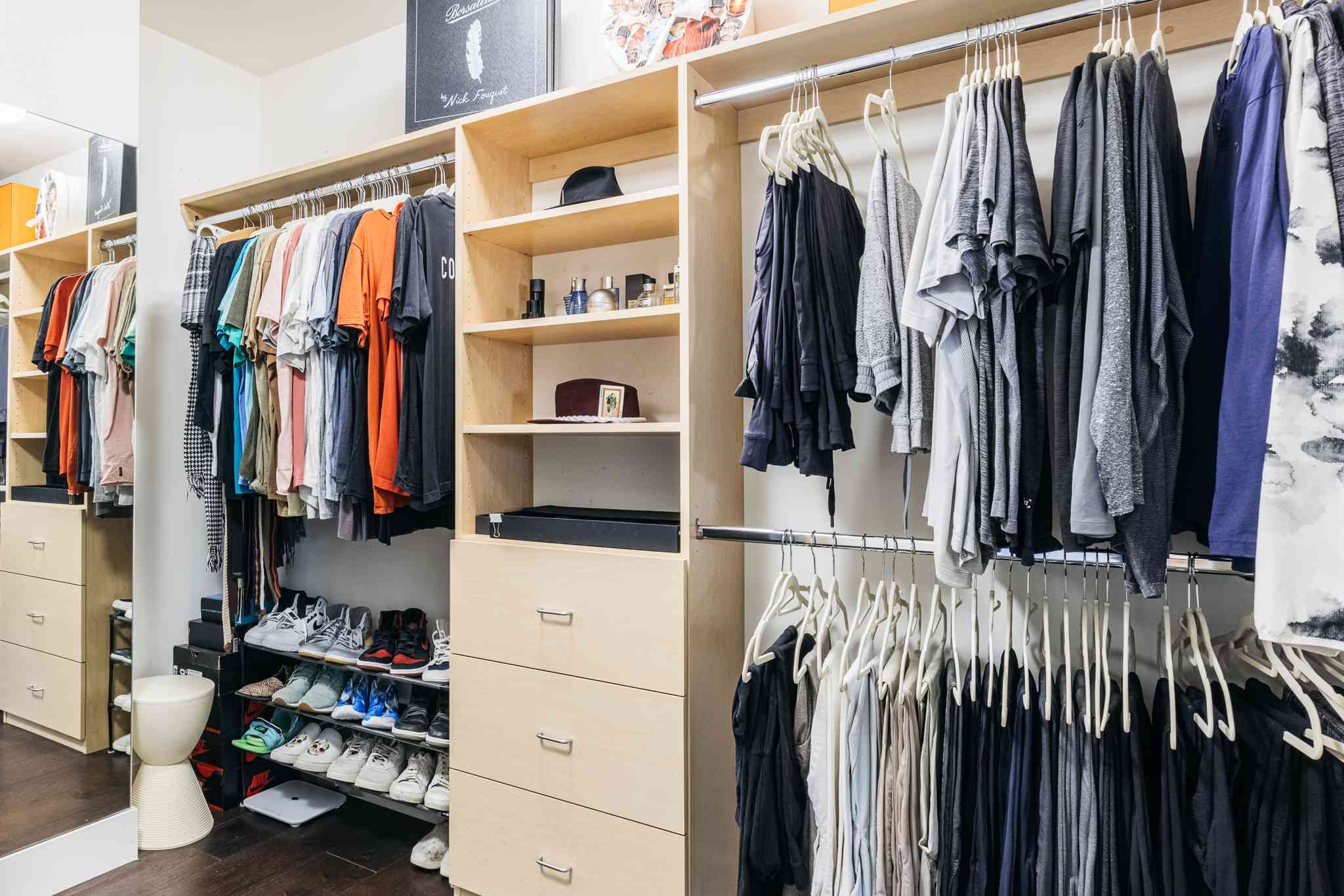 21 Small Walk In Closet Ideas To Optimize Your Bedroom Inside Clothes Organizer Wardrobes (Photo 12 of 15)