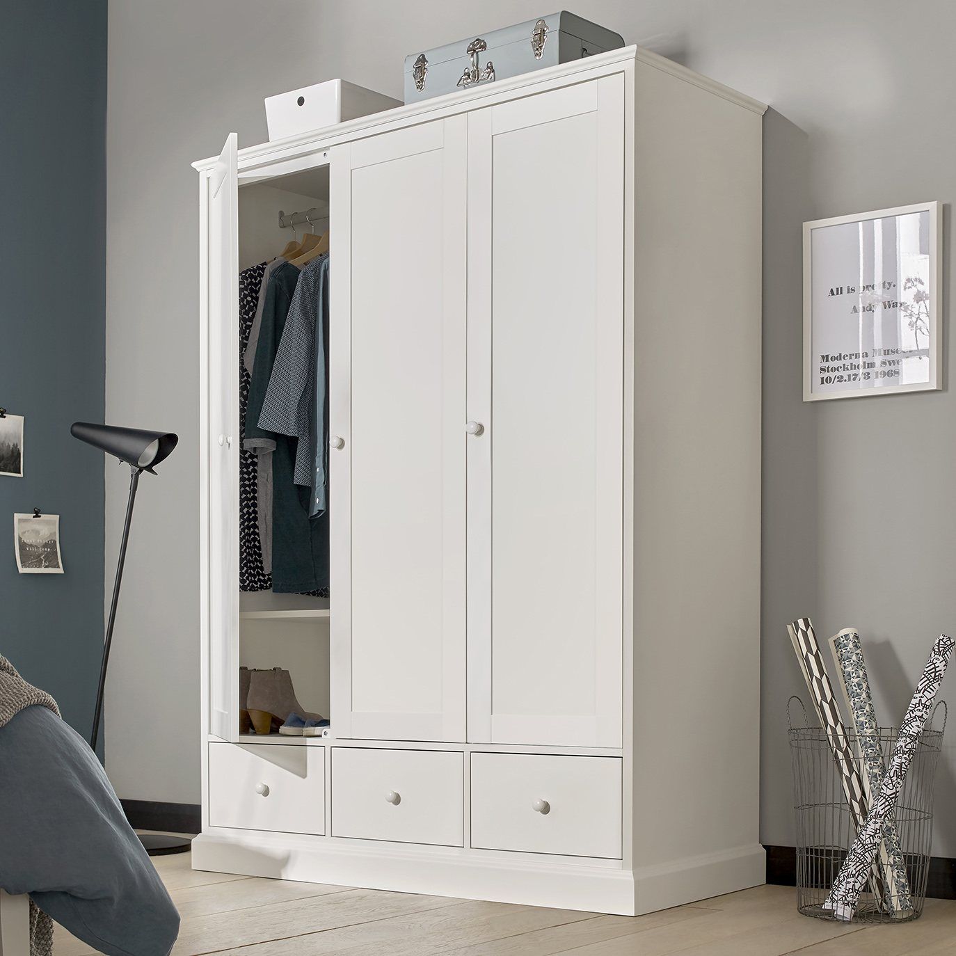 Ashby White Wardrobe | Size: Triple – Bentley Designs Uk Ltd With Regard To Painted Triple Wardrobes (View 8 of 15)