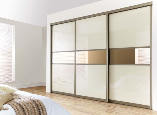 Cream High Gloss Sliding Doors With Mirror.. Visit  Http://capitalbedroomsandkitchens.co (View 2 of 15)