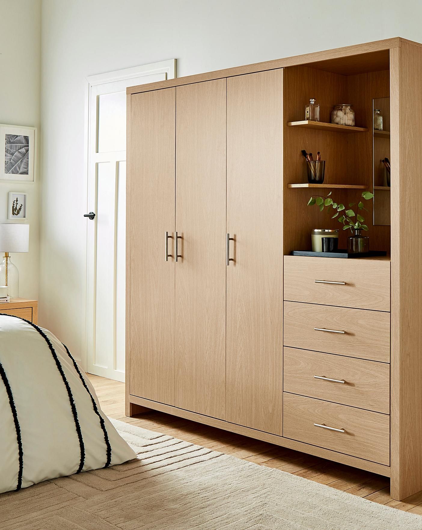 Featured Photo of 15 Inspirations Combi Wardrobes
