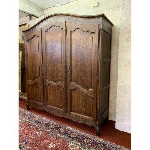 Elegant French Three Door Dark Oak Armoire/wardrobe In 3 Door French Wardrobes (Photo 6 of 15)