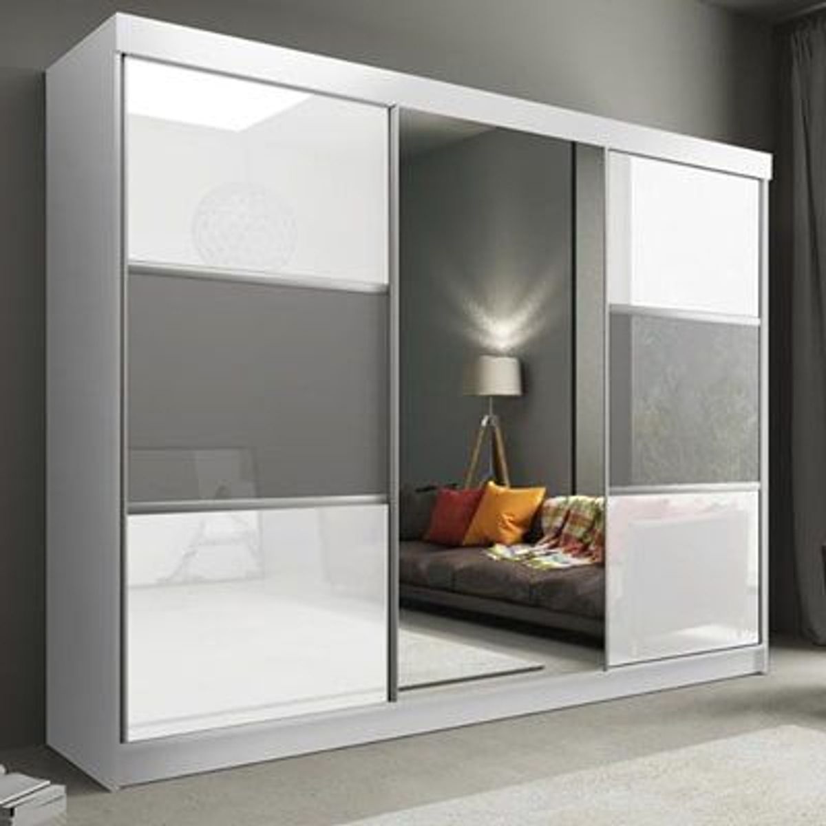 Showing Gallery Of White High Gloss Sliding Wardrobes View 6 Of 15 Photos