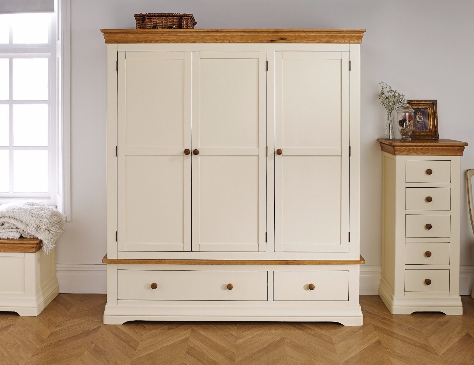 Farmhouse Cream Painted Triple Oak Wardrobe – Free Delivery | Top Furniture Throughout Cream Triple Wardrobes (View 2 of 15)
