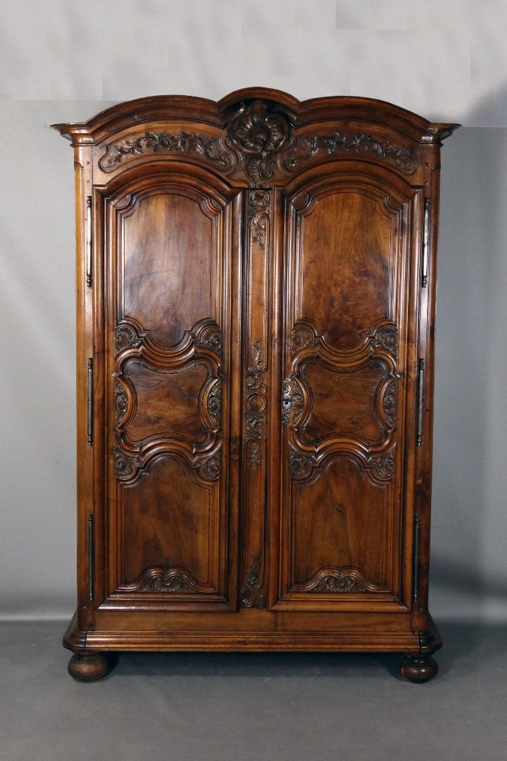 French Antique Dealers, The Antiques Directory Of France Pertaining To Antique Style Wardrobes (Photo 4 of 15)