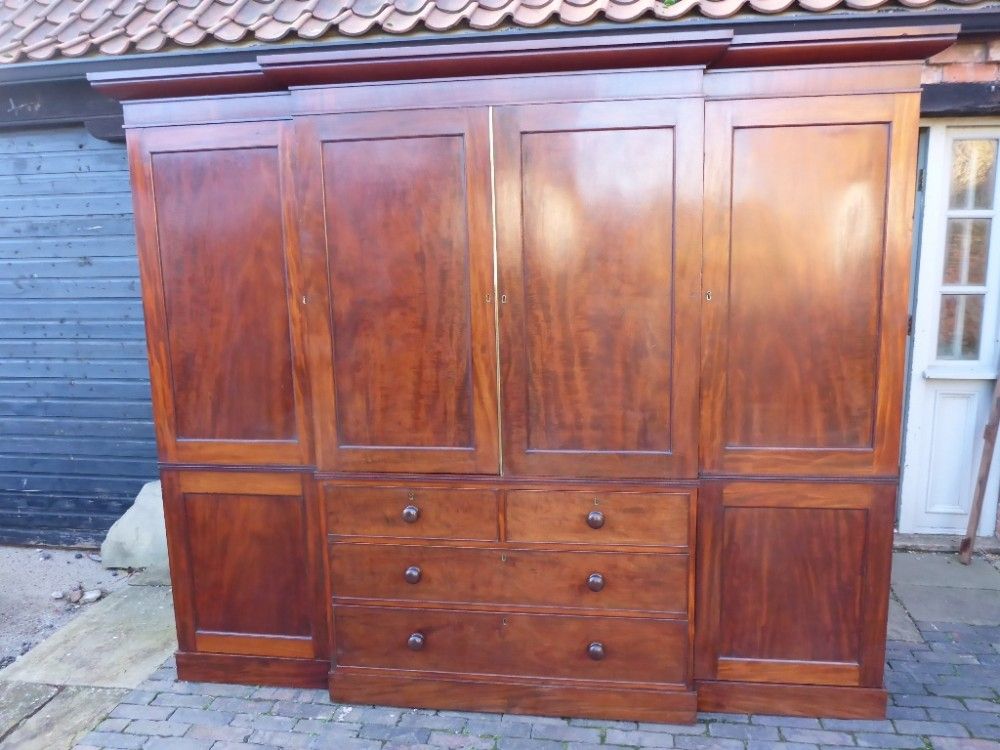 Superb Georgian Country House Breakfront 4 Door Wardrobe | 375449 |  Sellingantiques.co (View 13 of 15)