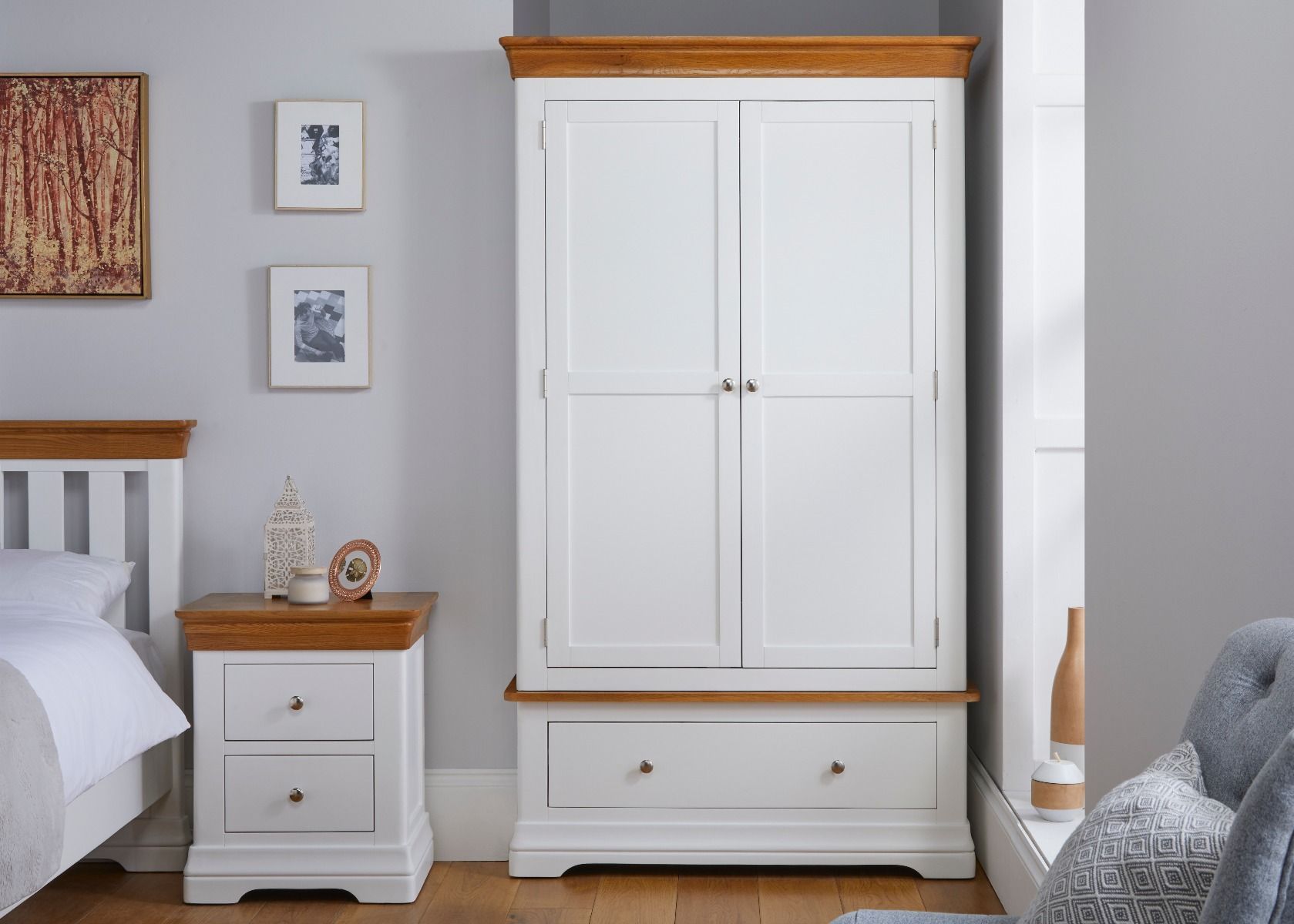White Painted Double Oak Wardrobe – Free Delivery | Top Furniture Inside White Painted Wardrobes (View 12 of 15)