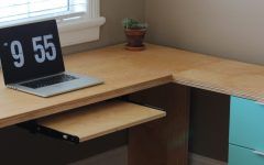The Best Farmhouse Black and Russet Wood Laptop Desks